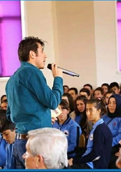 Ali Bayram İmza Gününde Adana'da Etkinlik Afişi