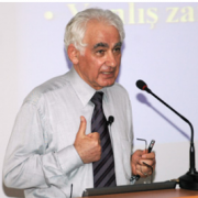 Prof. Dr. Zeki Aslan Resmi