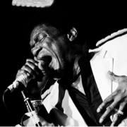 Charles Bradley Resmi