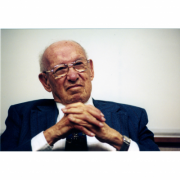 Peter Drucker Resmi